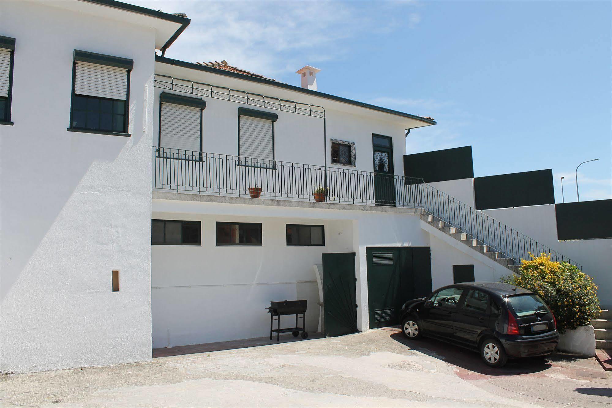 Residencial Paranhos Bed and breakfast