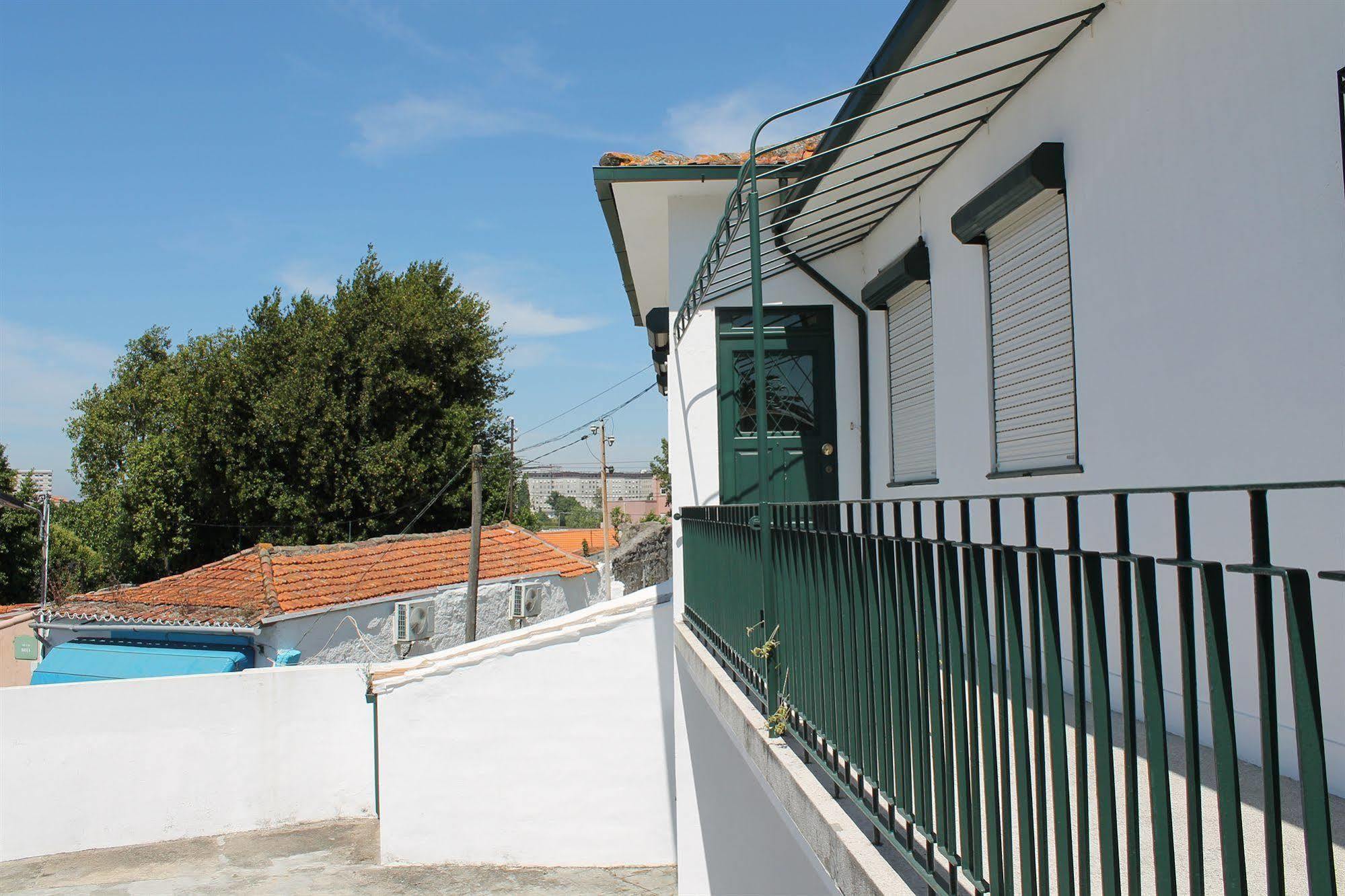 Bed and breakfast Residencial Paranhos 2*