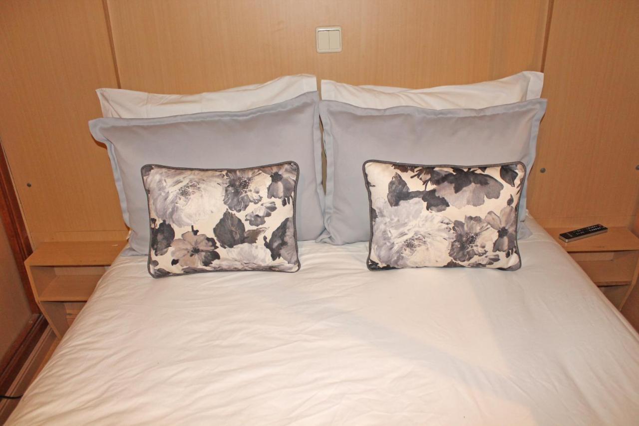 Residencial Paranhos Bed and breakfast Oporto